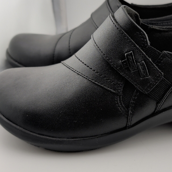 Clarks Black Leather Slip-On Comfort Mules - Picture 4 of 7